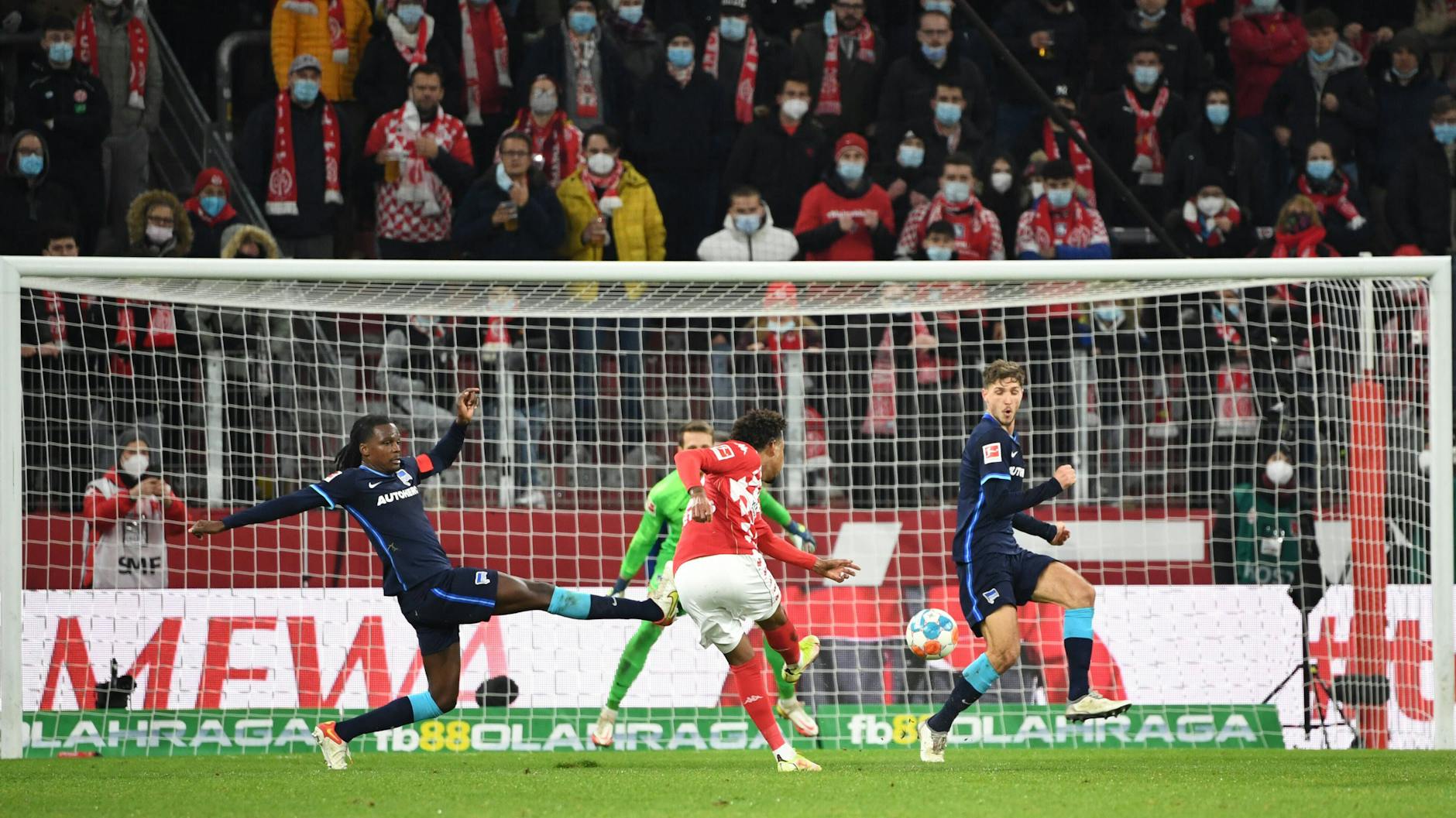 <b>Jean-Paul Boëtius (28) erzielte eins seiner zwei Saisontore in der vergangenen Spielzeit beim 4:0-Sieg gegen Hertha BSC im Dezember in Mainz. </b>