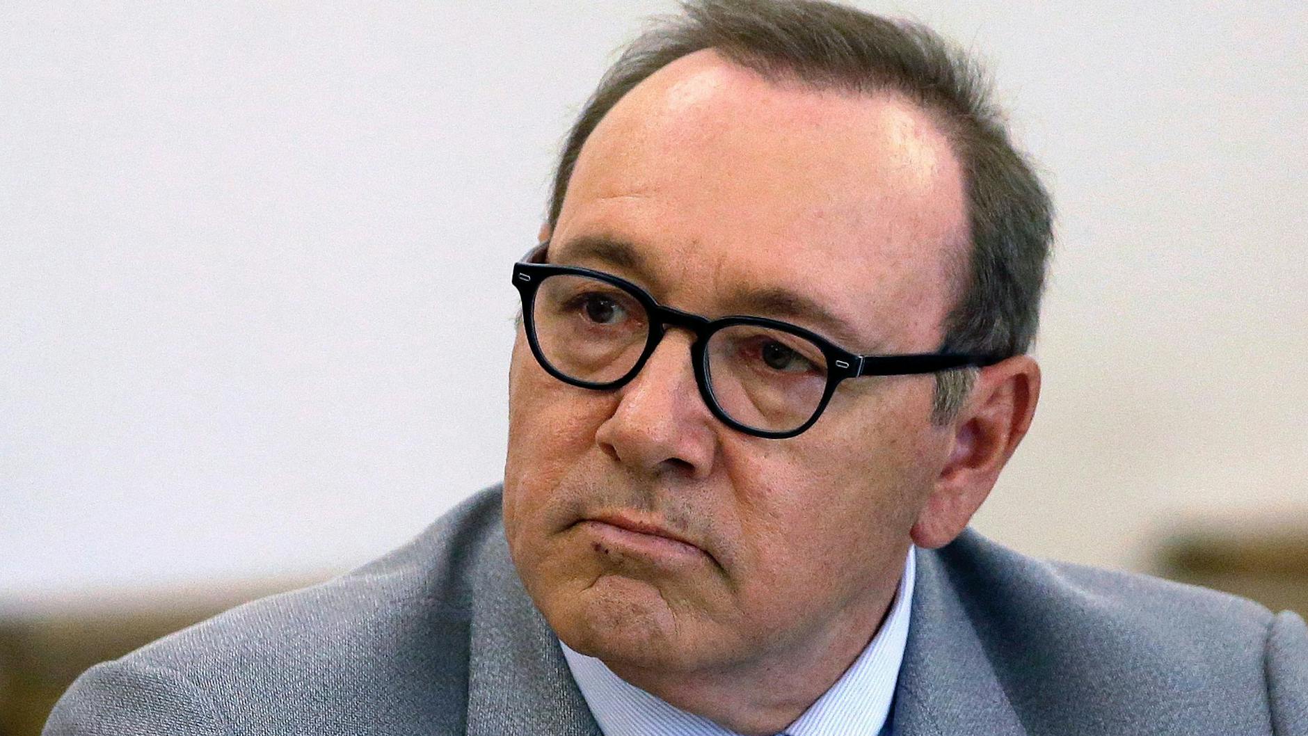 Hollywood-Schauspieler Kevin Spacey muss erneut vor Gericht.
