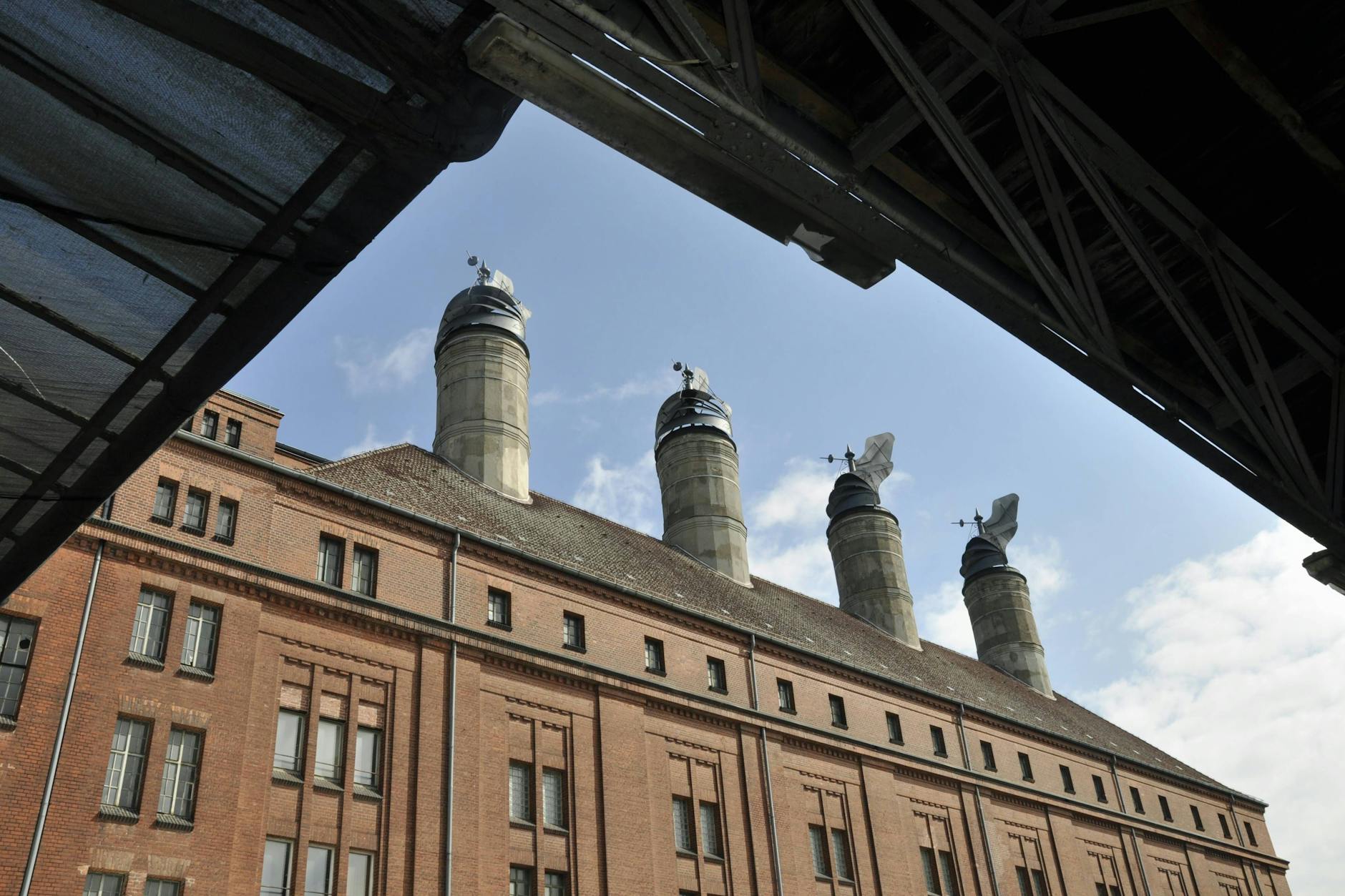 Die Alte Malzfabrik mit den charakteristischen Darrhauben auf dem Dach ist ein echter Geheimtipp.
