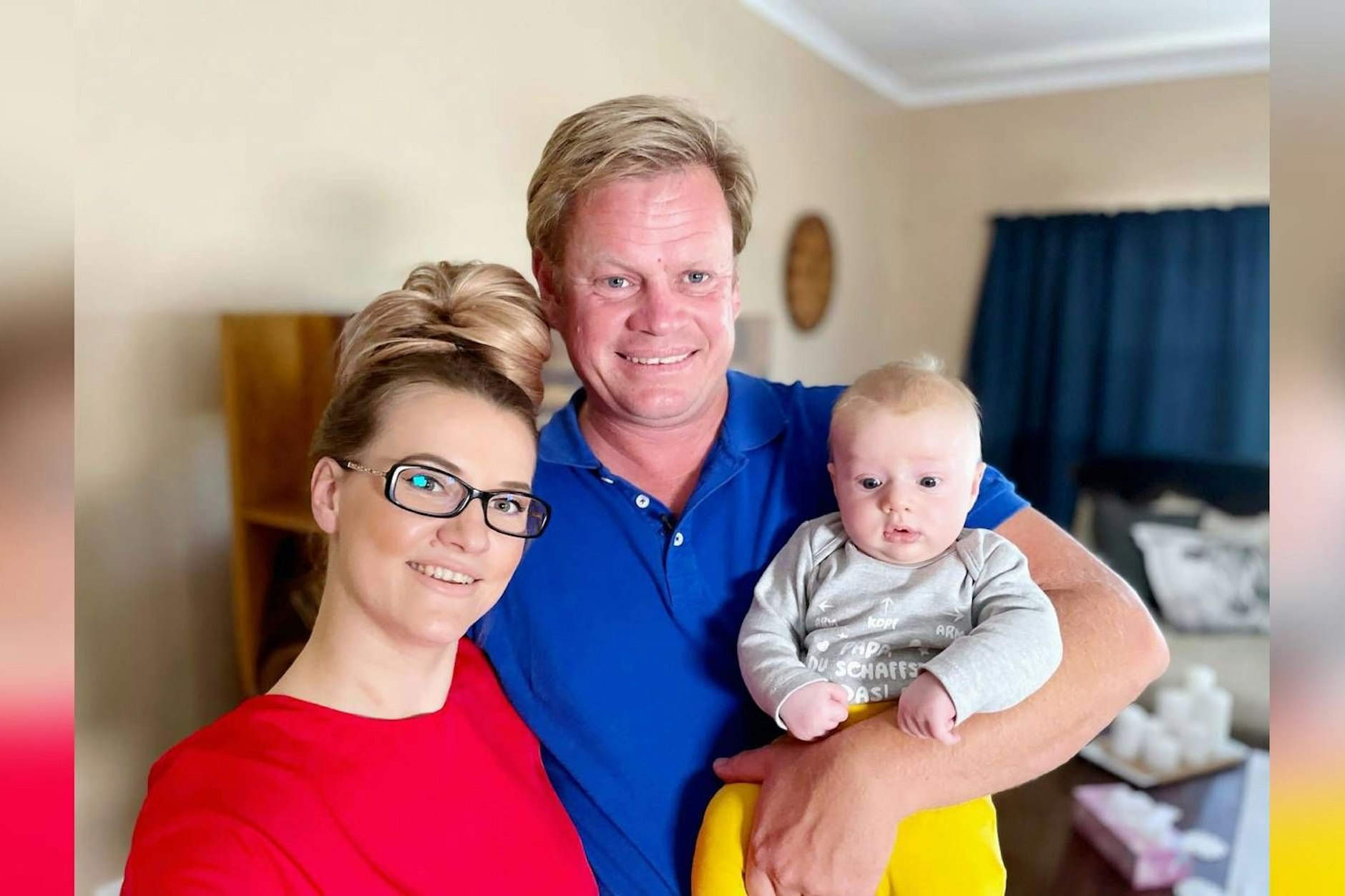 Die „Bauer sucht Frau“-Stars Jörn und Oliwia mit Sohn Bruno.