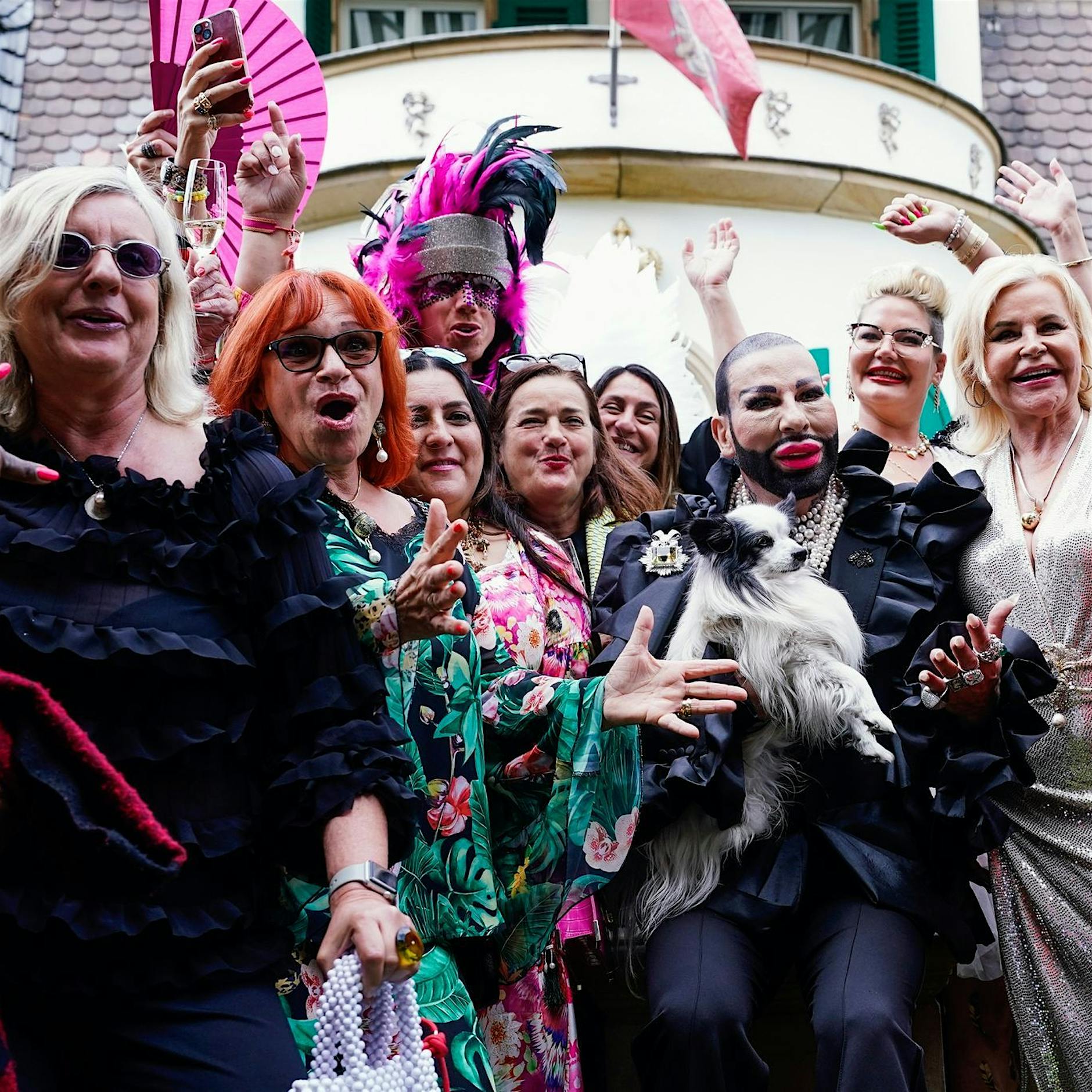 Glööckler feiert Geburtstag - „Heute fühle ich mich wie 20“