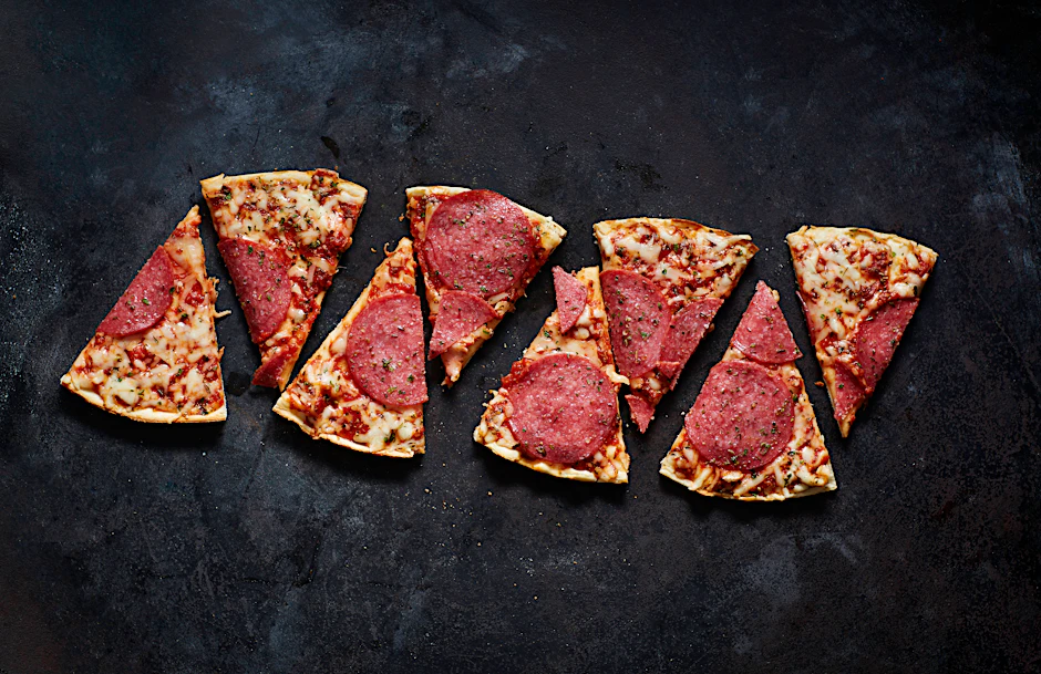 Einmal Pizza Salami, bitte!