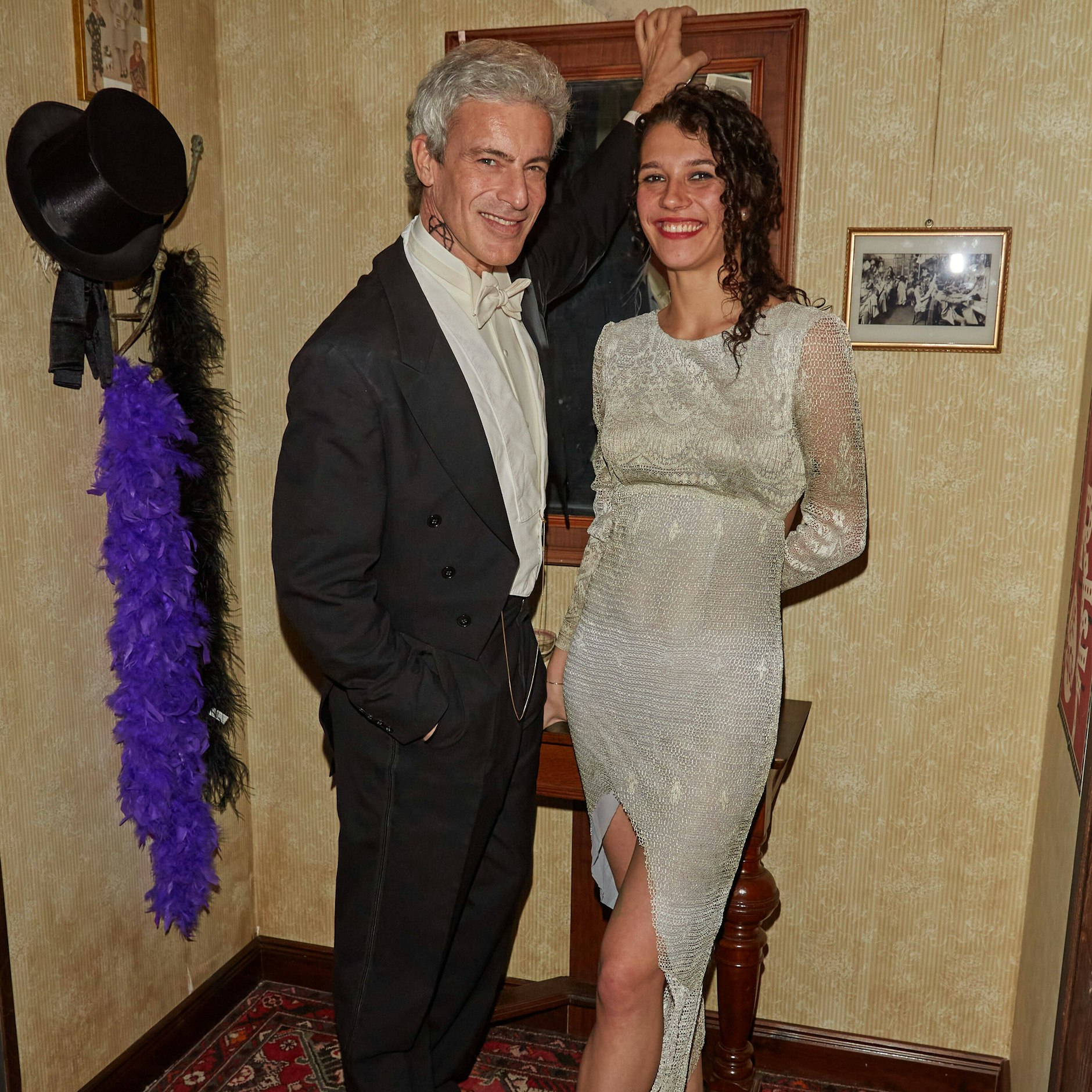 Schauspieler Gedeon Burkhard mit einer seiner zwei Frauen: Sascha Veduta. Sie kommt aus der Ukraine.