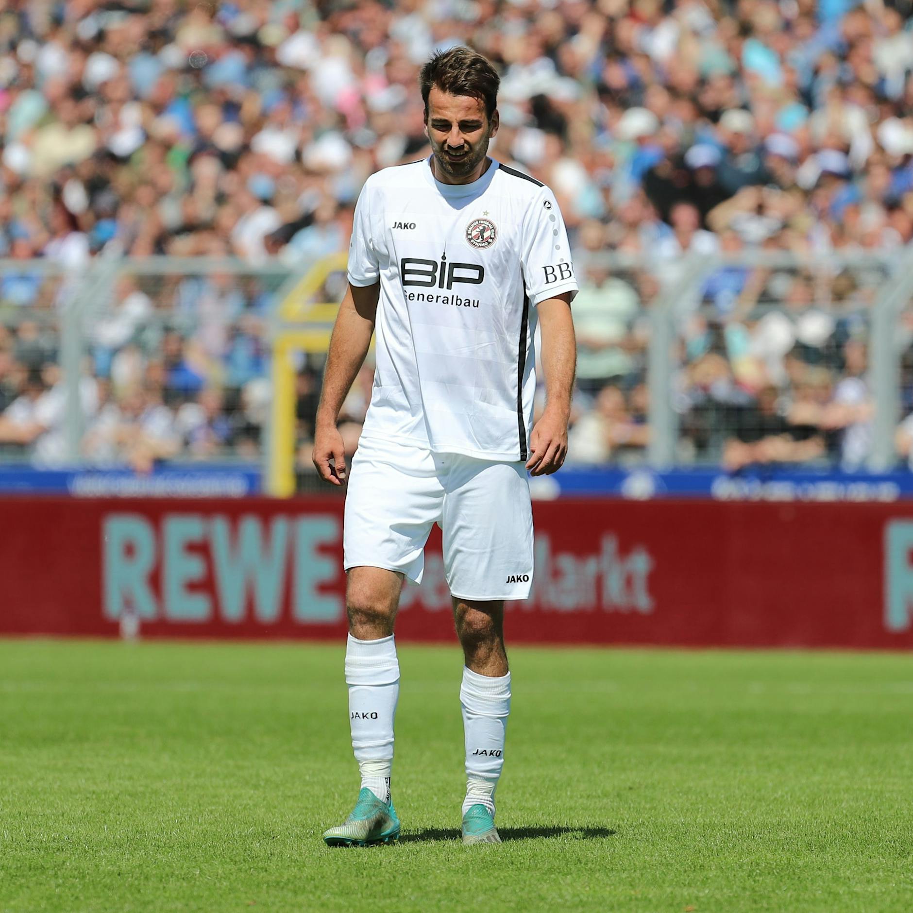 Danke Trainer! Auch Christian Beck vorm Absprung beim BFC