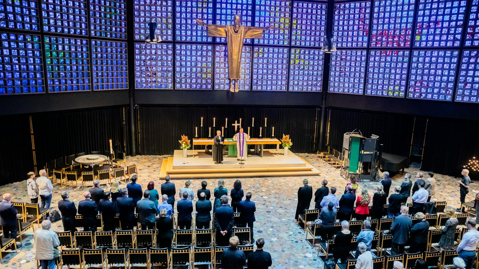 Gedenkgottestdienst in der Gedächtniskirche