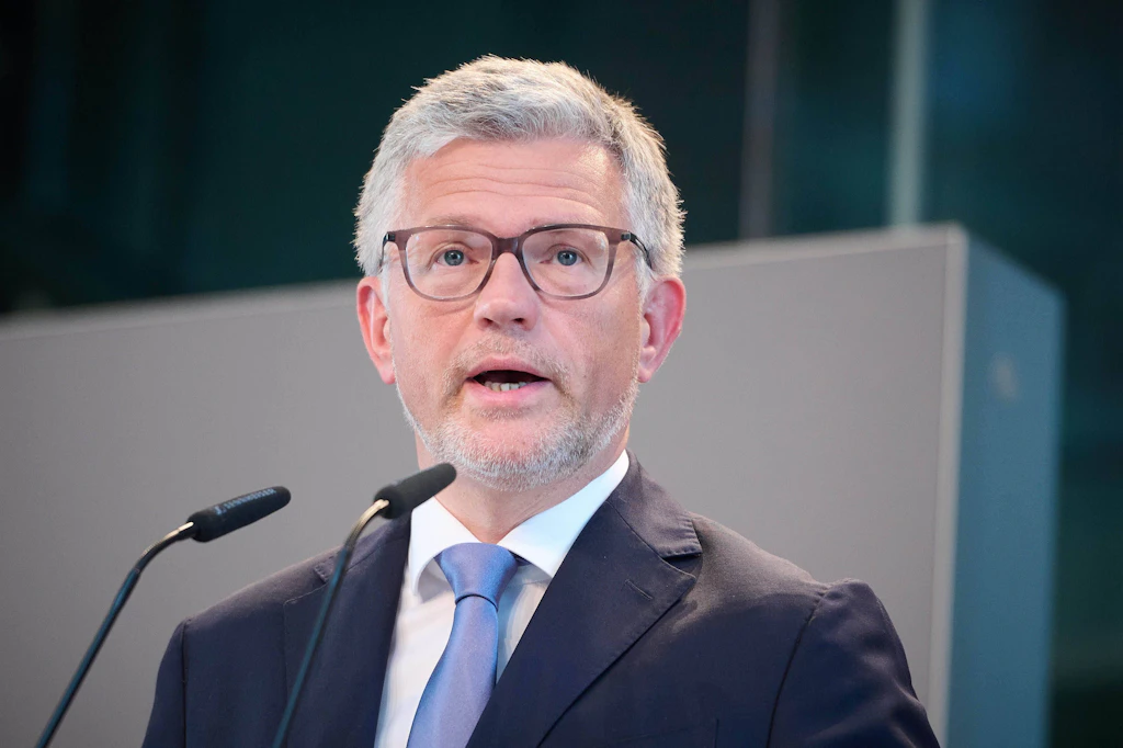 Warum Melnyks Aussagen über Bandera ihn als Holocaustleugner und Antisemit outen