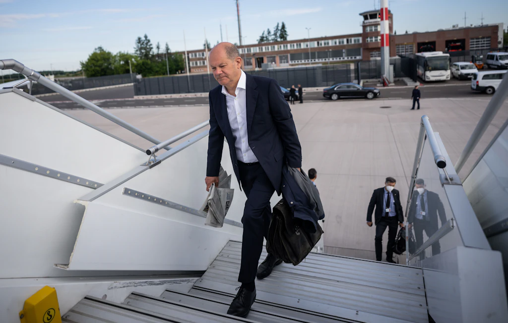 Kanzler Scholz fliegt auf den Balkan: Auch die Serben träumen Putins Traum