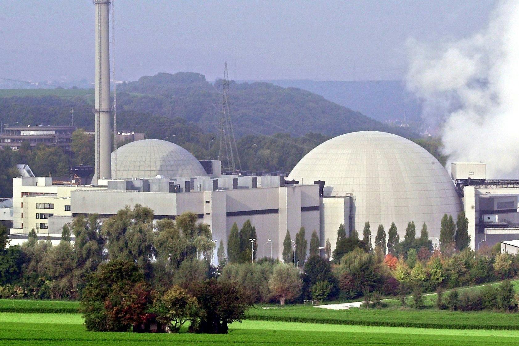 Das Atomkraftwerk Neckarwestheim II liefert noch Strom, soll aber abgeschaltet werden.