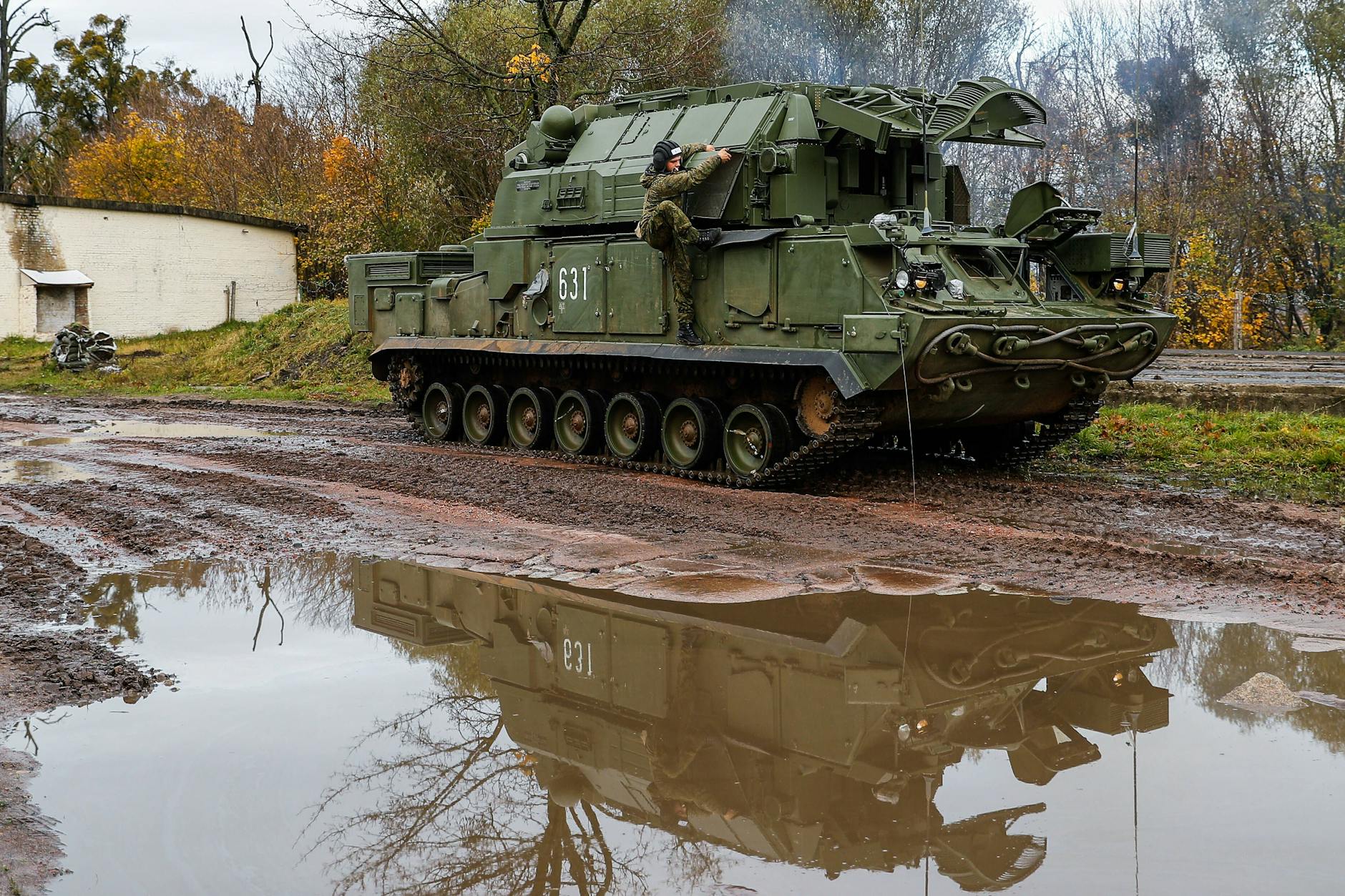 Ein Tor-M2-Raketensystem beteiligt sich an Militärübungen der Flugabwehreinheiten der russischen baltischen Flotte in Kaliningrad.