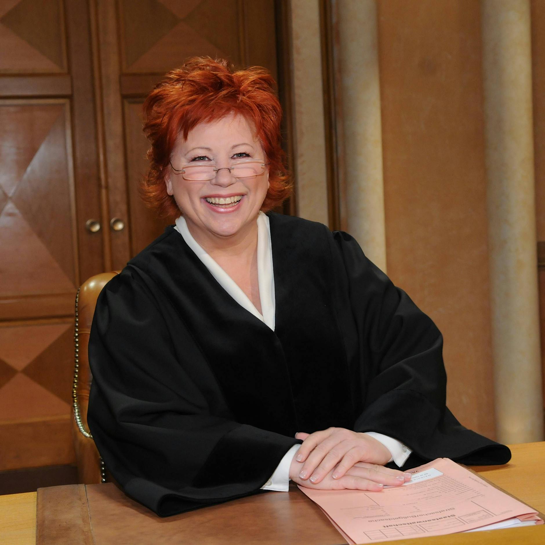 Sie ist wieder da: Richterin Barbara Salesch soll nach zehn Jahren wieder eine eigene Sendung bekommen!