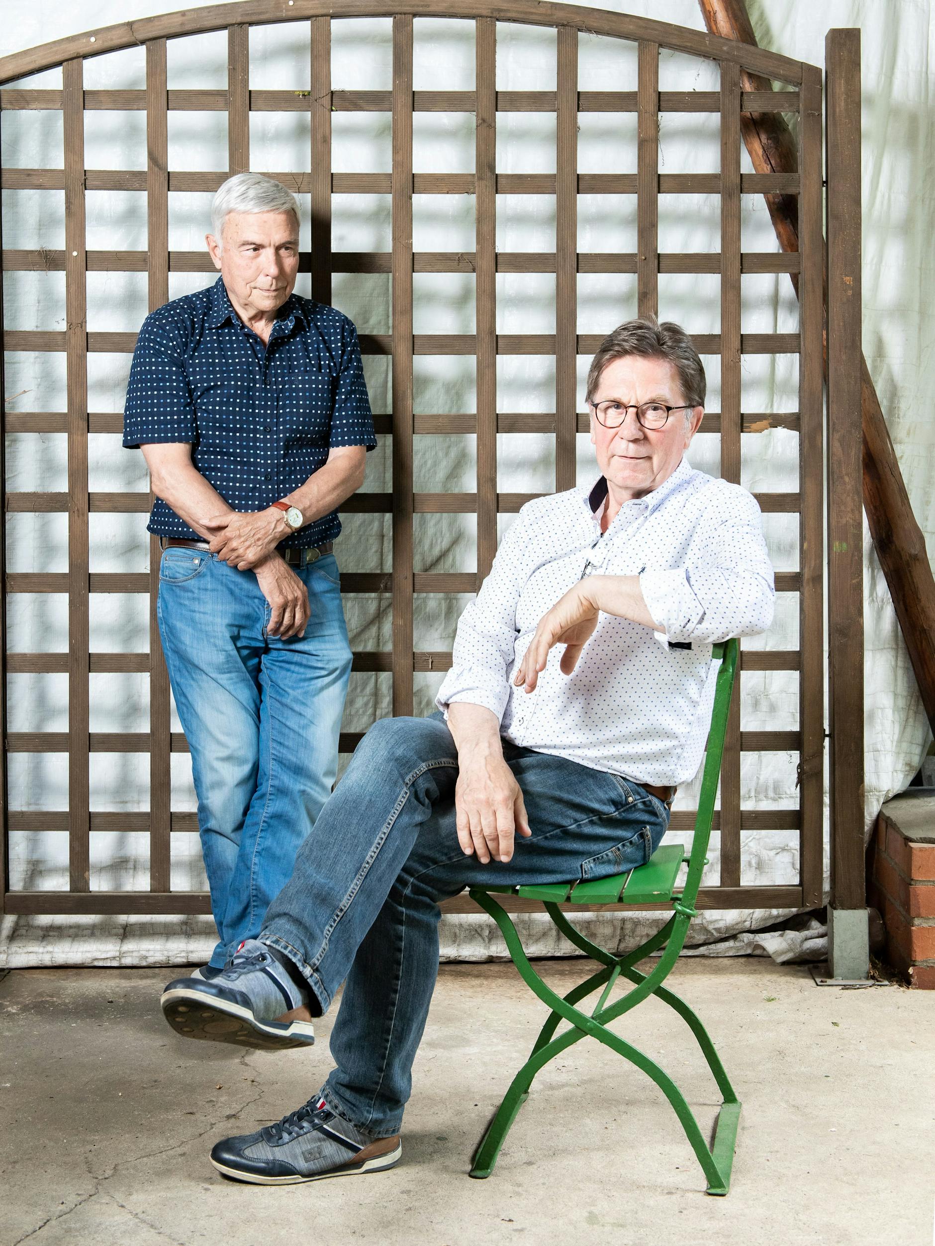 Der Jäger von einst, Martin Textor (l.), und der einstige Gejagte.