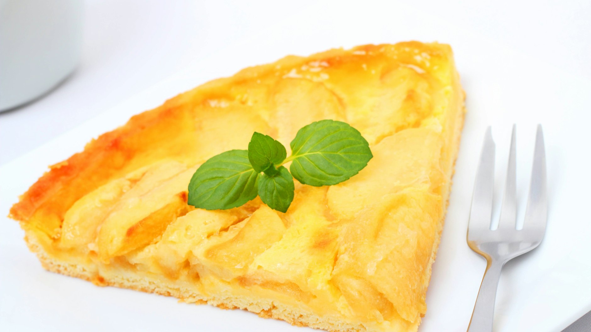 Die Tarte passt als Dessert aber auch zum Nachmittagskaffee.