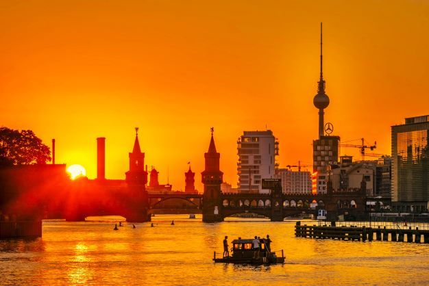 Schiffstour Abendfahrt Berlin Spreefahrt Solarschiff | Tickets