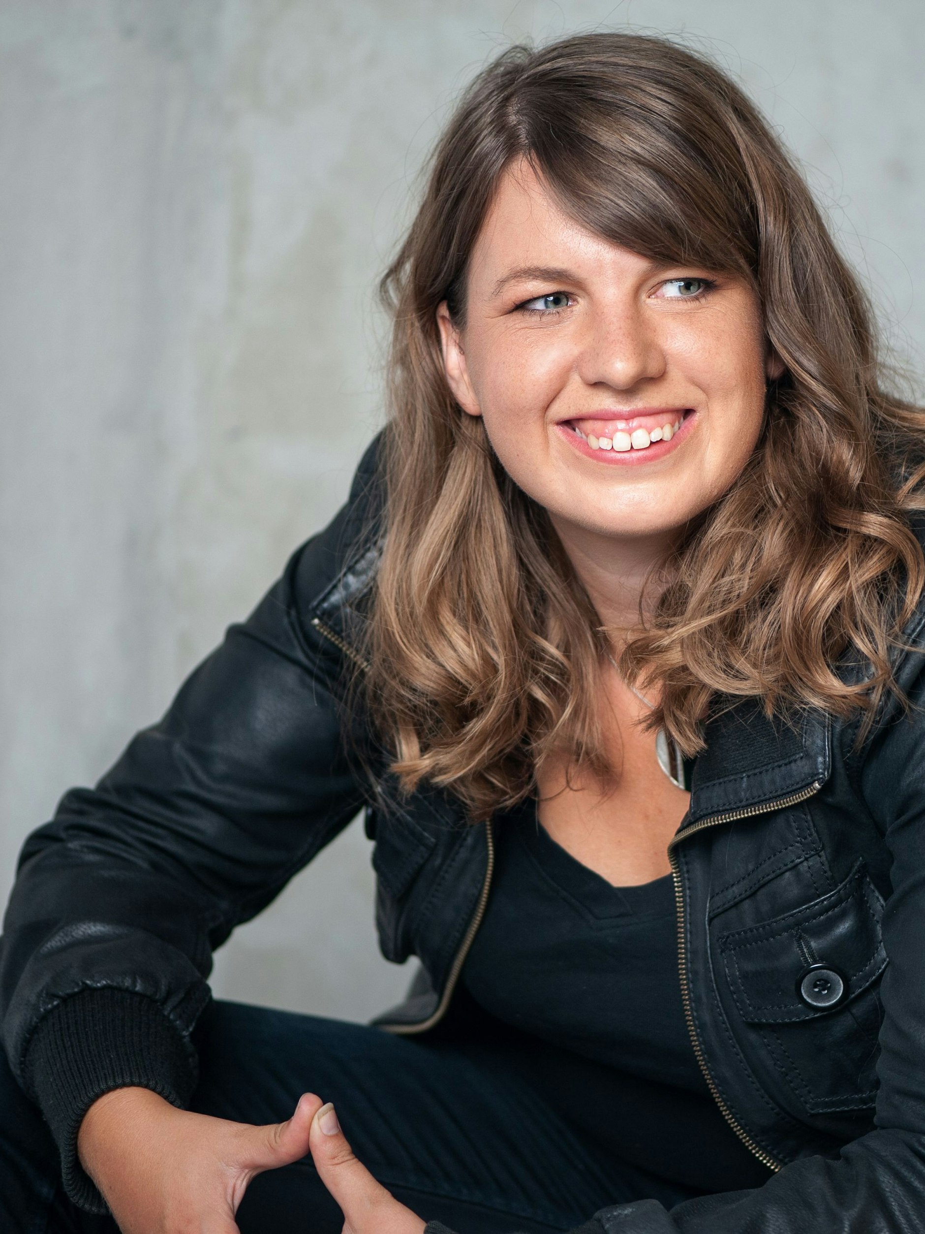 Science-Slammerin Franca Parianen schreibt Bestseller über Hirn, Hormone und menschliches Zusammenleben.