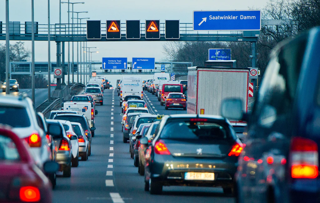 Vorwärts in die Vergangenheit! Ist das die neue Verkehrspolitik für Berlin?