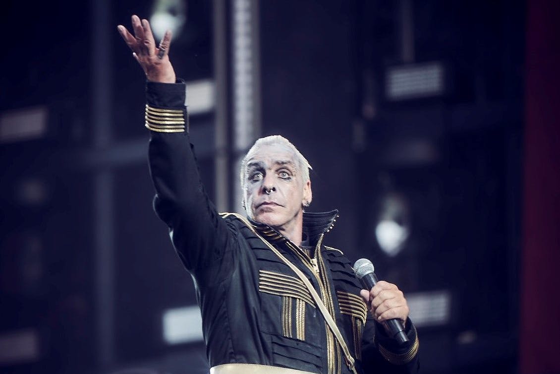 Till Lindemann ist der Frontmann von Rammstein. Hier beim Konzert im Berliner Olympiastadion Anfang Juni.