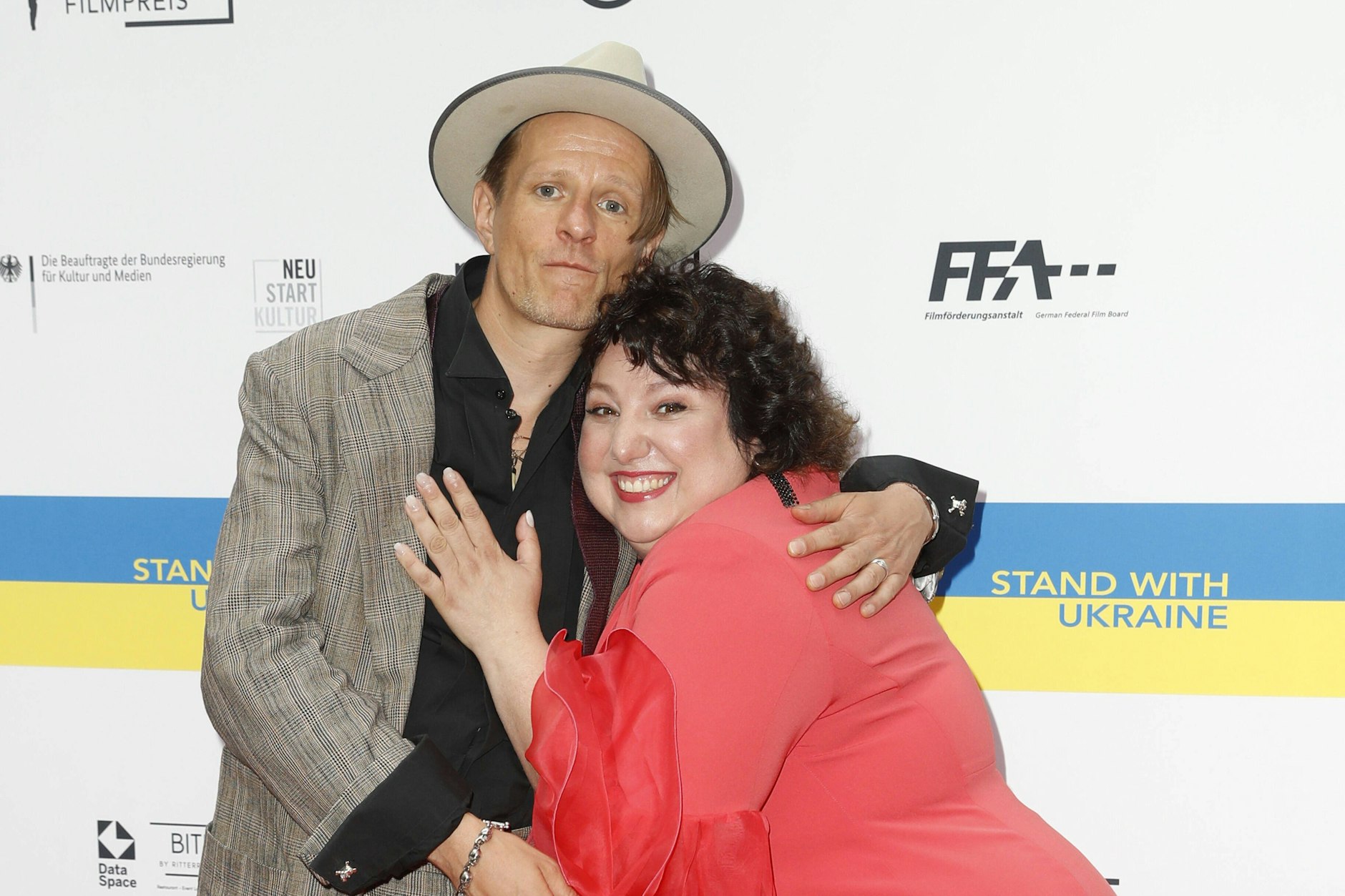 Die Schauspieler Alexander Scheer und Meltem Kaptan beim Nominiertenabend für die Lolas in Berlin