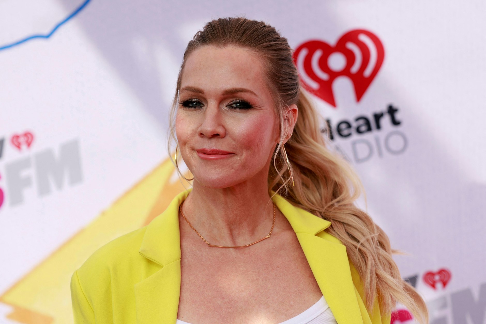 Jennie Garth enthüllte, dass die Ärzte bei ihr eine schwere Osteoarthritis diagnostiziert haben.