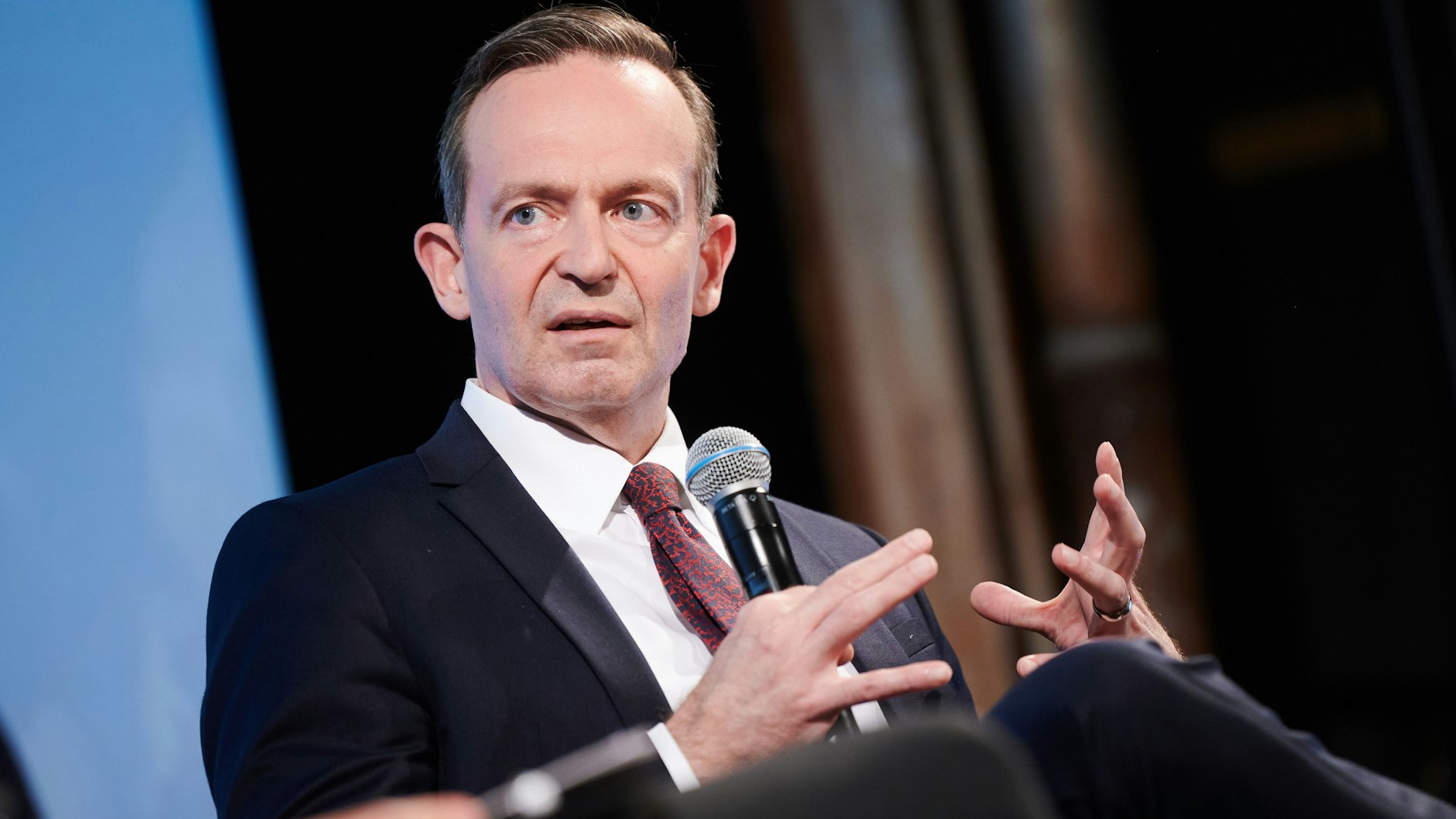 Verkehrsminister Volker Wissing hält eine Verlängerung der 9-Euro-Aktion im ÖPNV aus Kostengründen für nicht machbar.