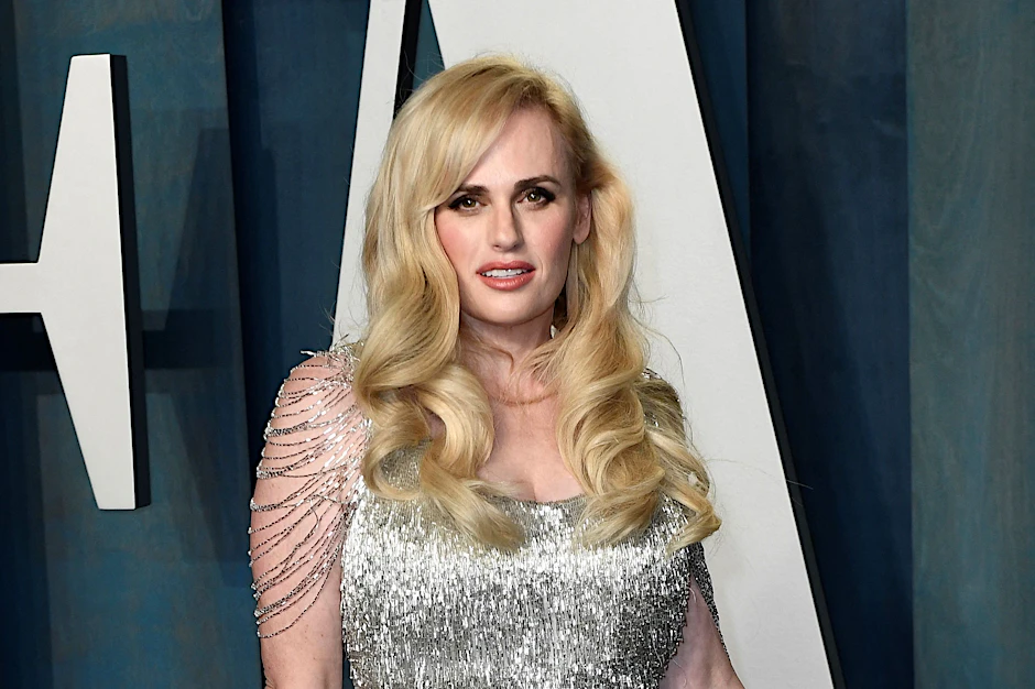 Rebel Wilson hatte am Freitag ihre Beziehung zu einer Frau öffentlich gemacht.