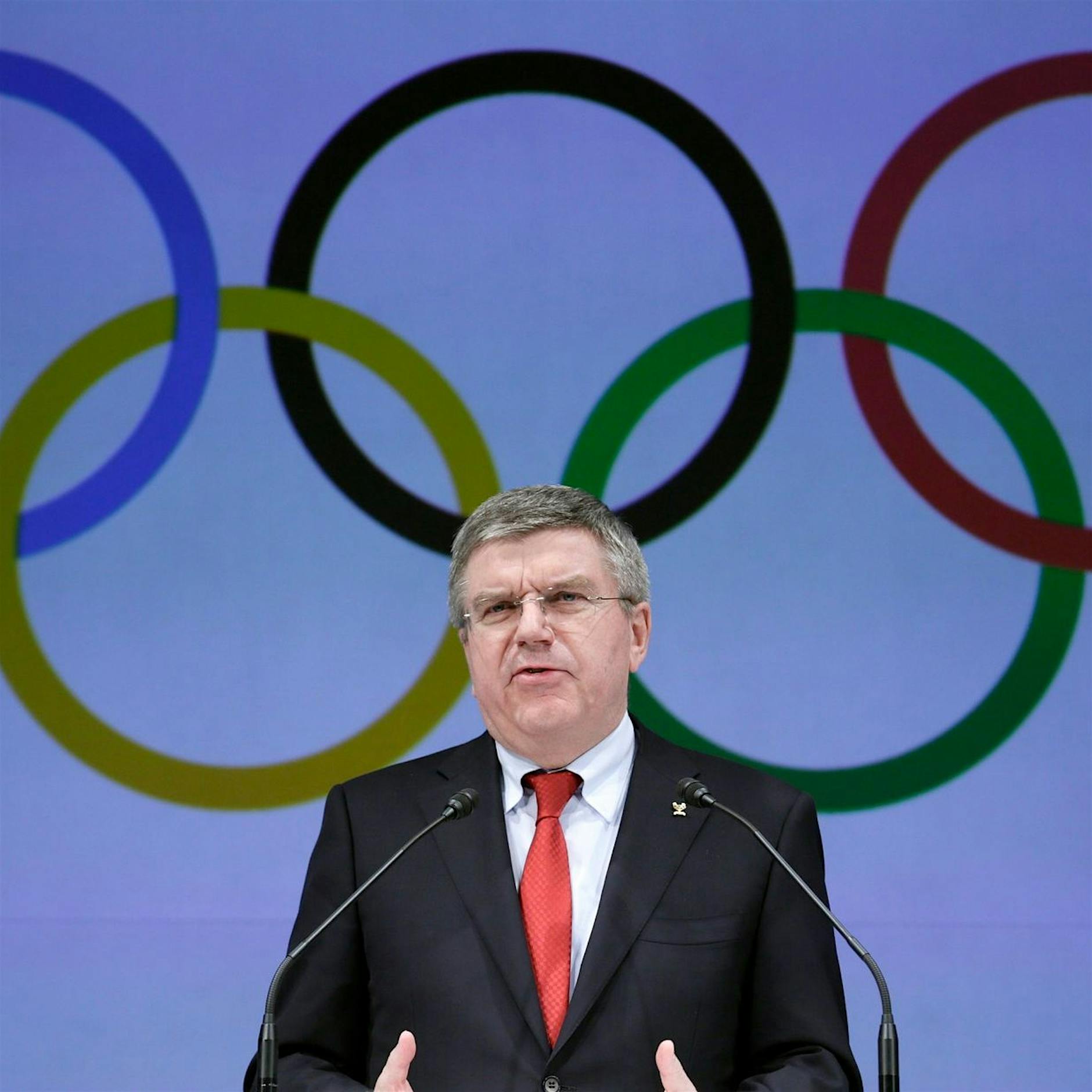 Bach: Strafen für Unterstützung der russischen Invasion