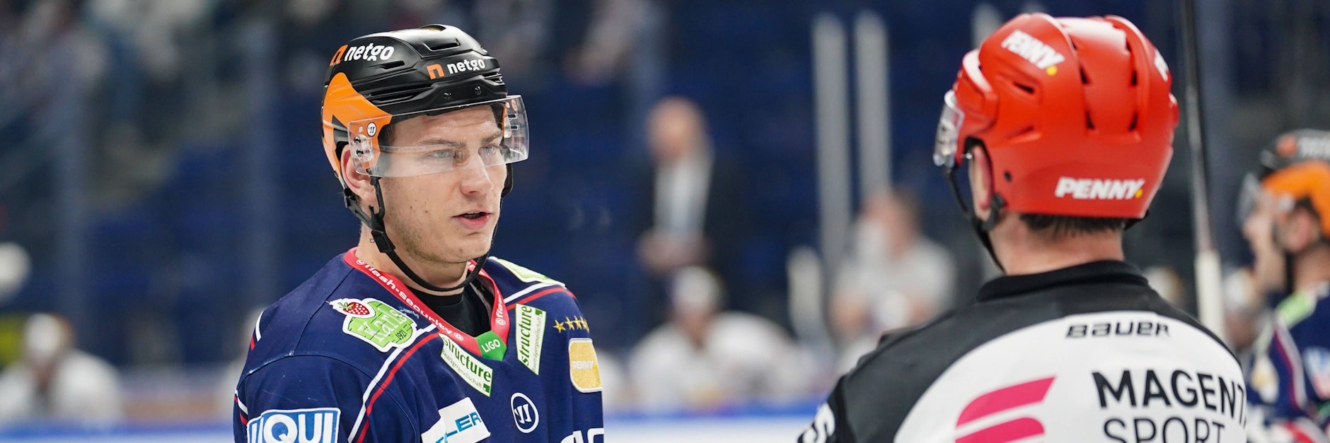 Leo Pföderl spielte die Saison trotz Knöchelbruchs zu Ende, gewann mit den Eisbären den Titel und fuhr sogar noch zur WM.