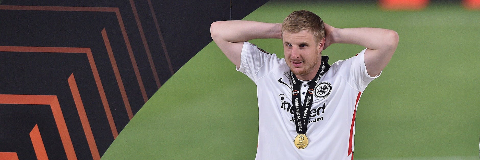 Martin Hintereggers Zukunft bei Europa-League-Sieger Eintracht Frankfurt ist weiter unklar. Zu Hertha BSC wechselt der Verteidiger aber wohl nicht.