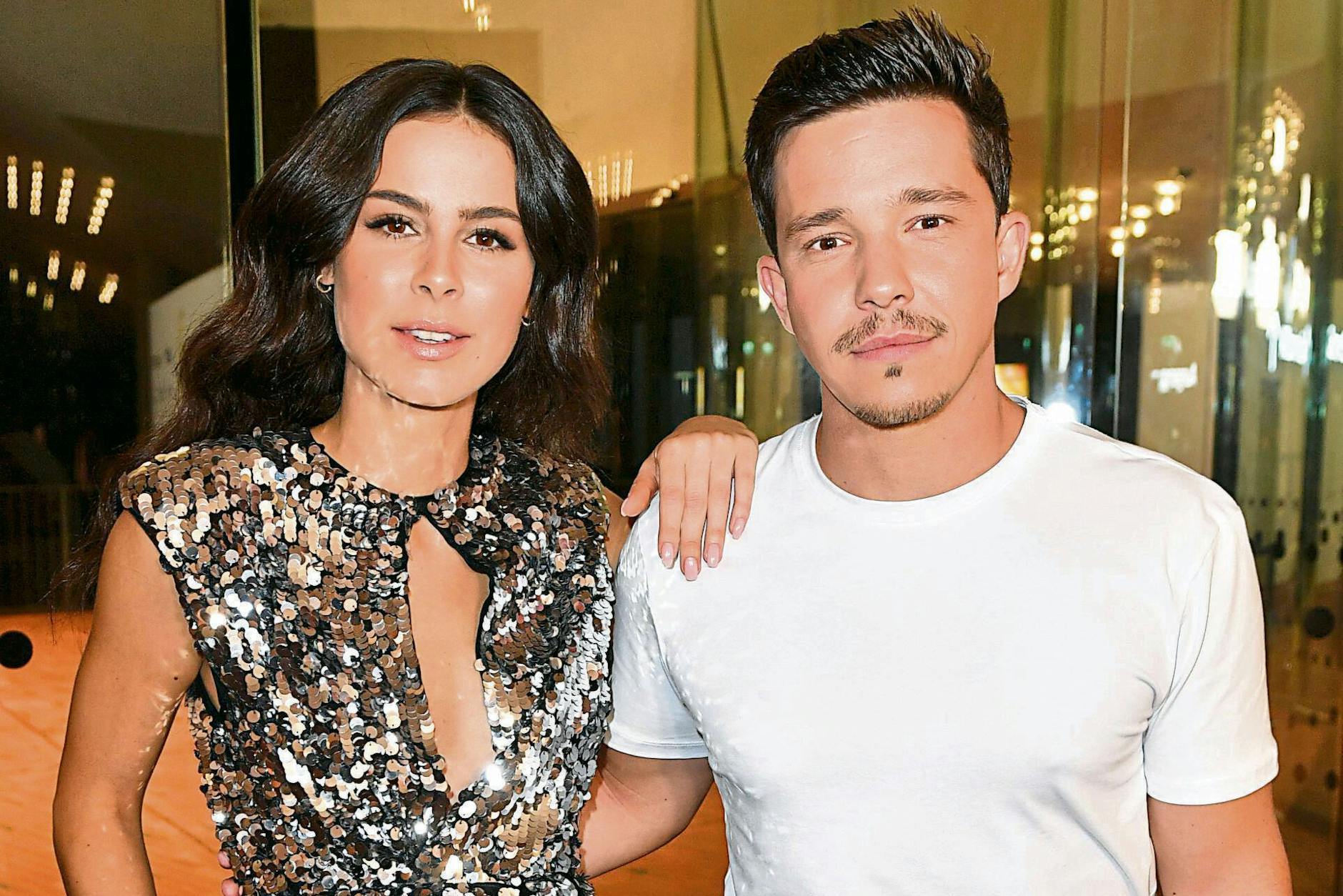 Nico Santos hat geheiratet. Lena Meyer-Landrut gehörte zu den ersten Gratulanten.