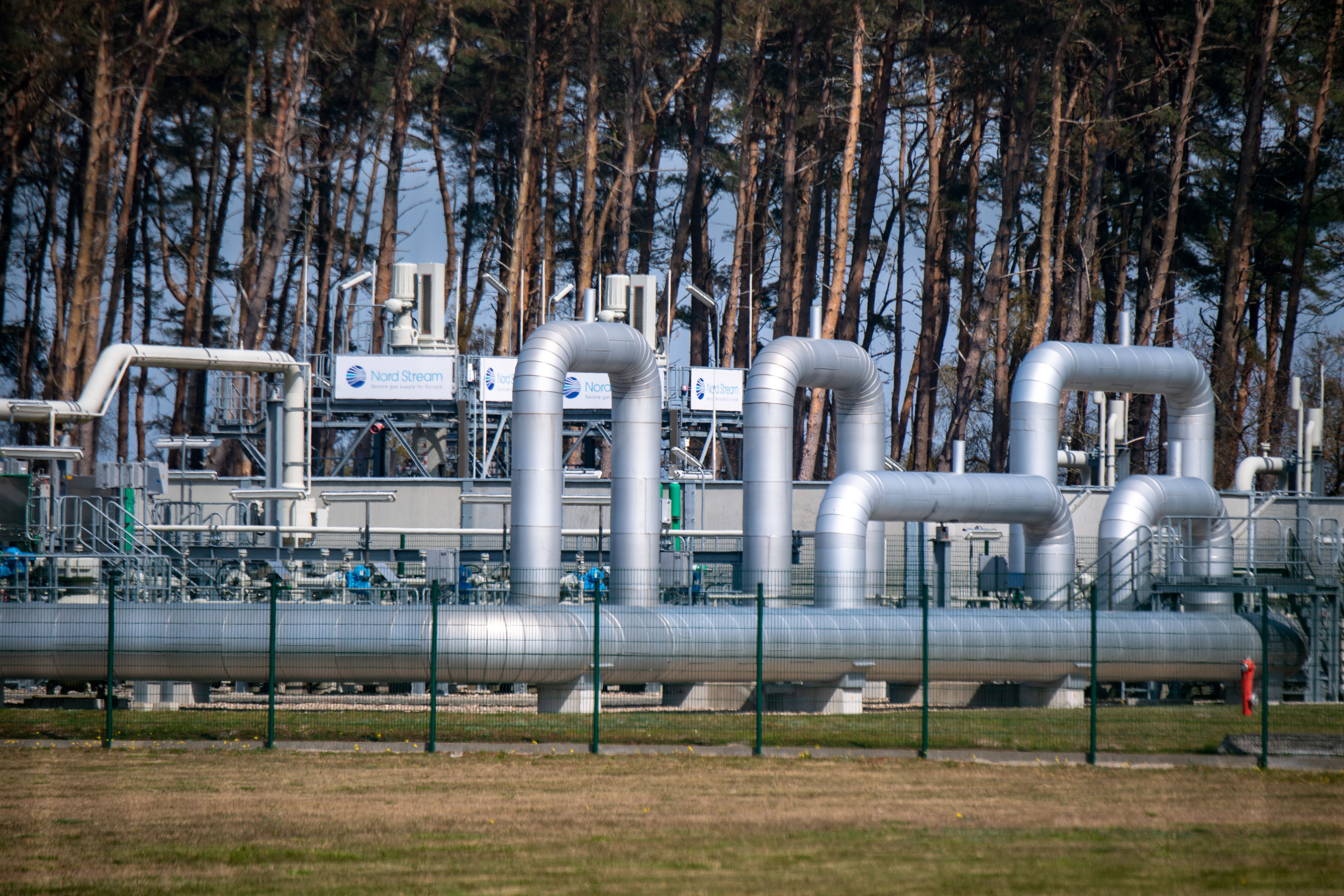 Lieferungen erneut gedrosselt: Gazprom dreht Deutschland den Gashahn noch weiter zu!