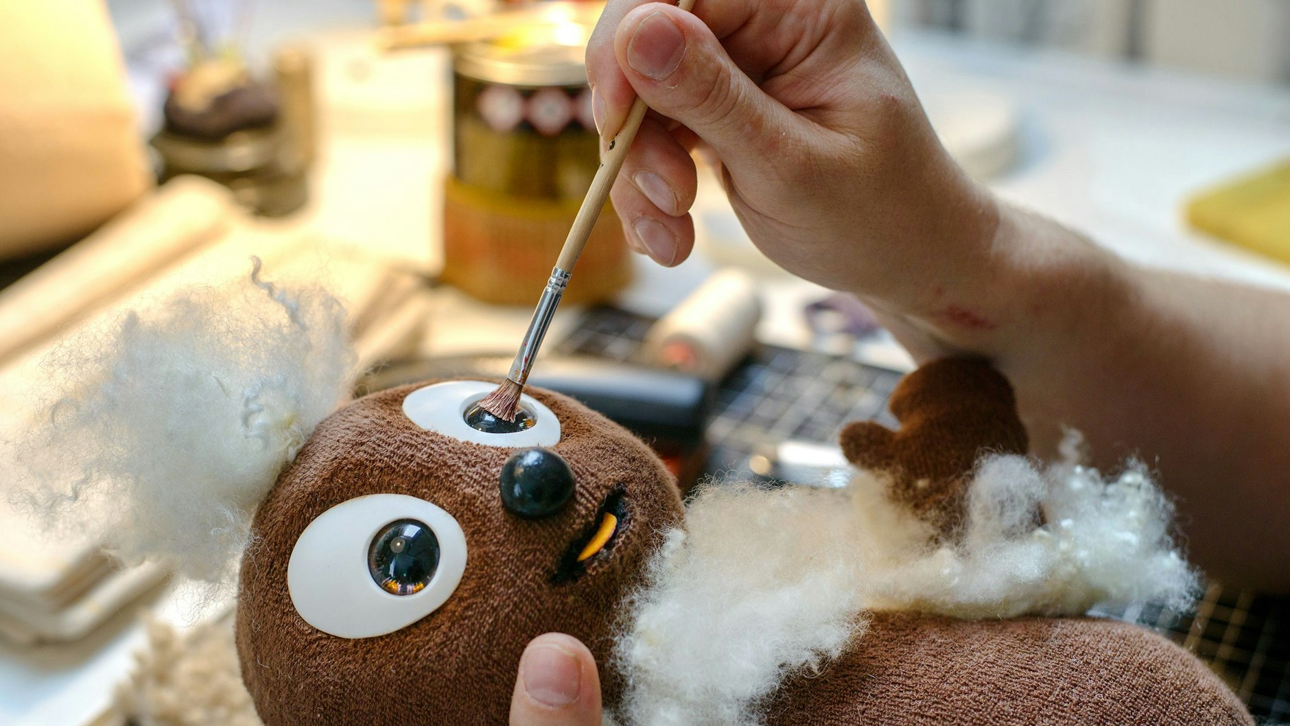 Die neue Pitti-Puppe wurde in der Werkstatt von Norman Schneider gefertigt und ist 40 Zentimeter groß.