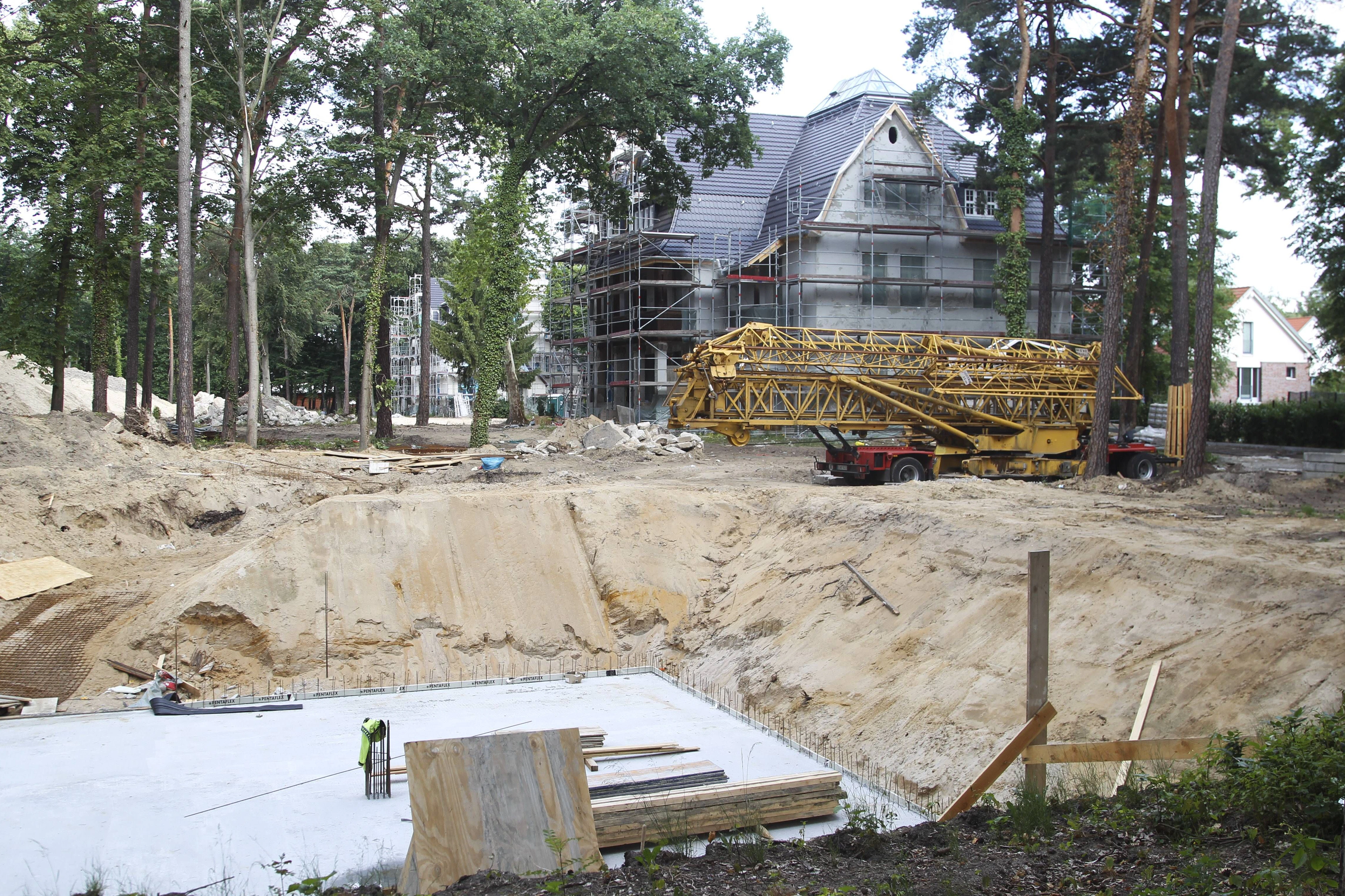 Baustelle auf dem Anwesen in Kleinmachnow im Jahr 2014