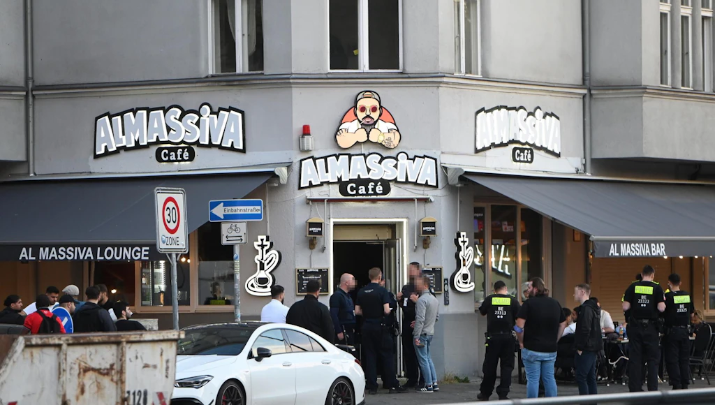 Wedding: Polizeieinsatz in Bar Massiva