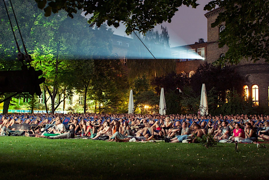 Schönes Wetter, tolles Kino? Beides gibt’s im Freiluftkino.