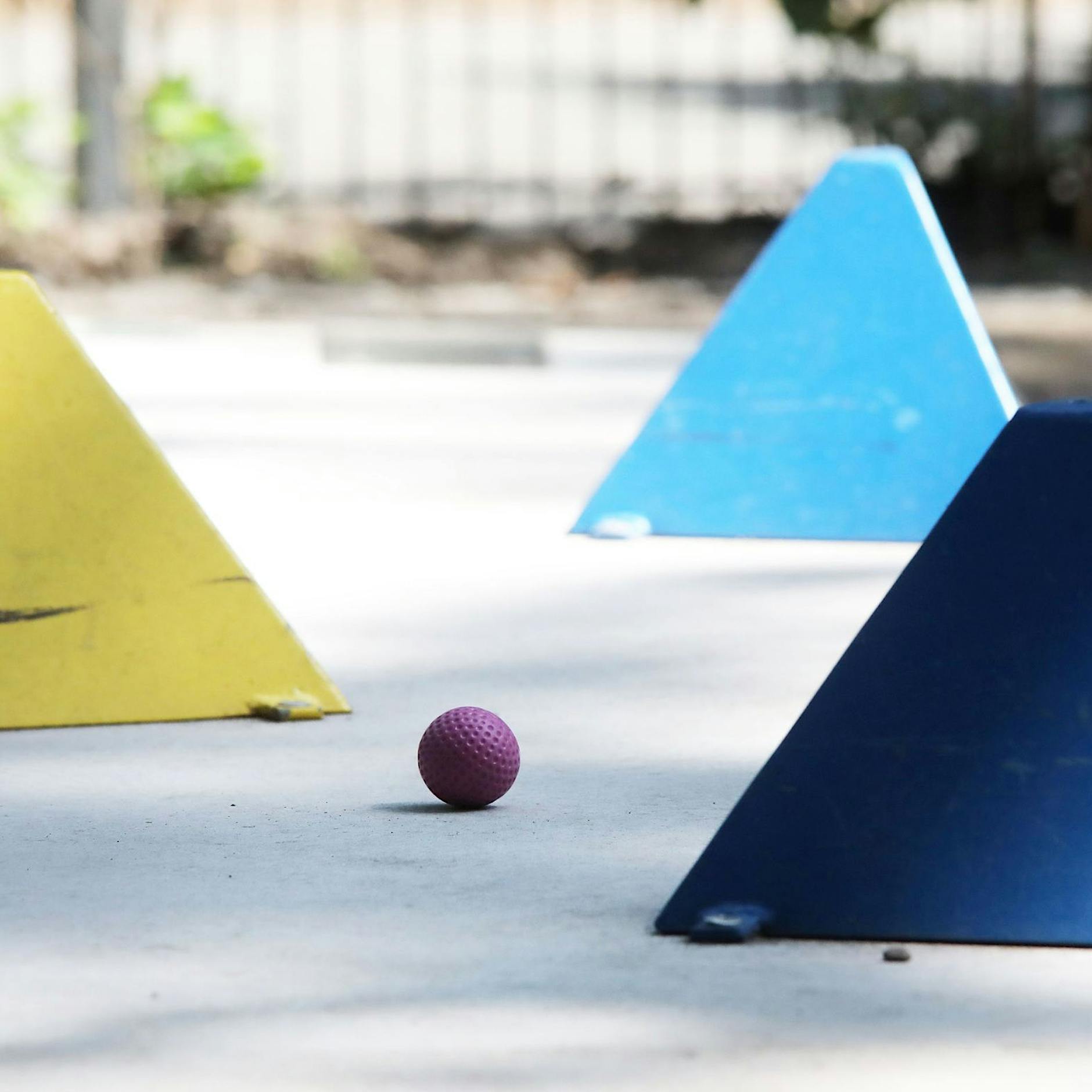 Über Bande: Wo man in Berlin gut Minigolf spielen kann