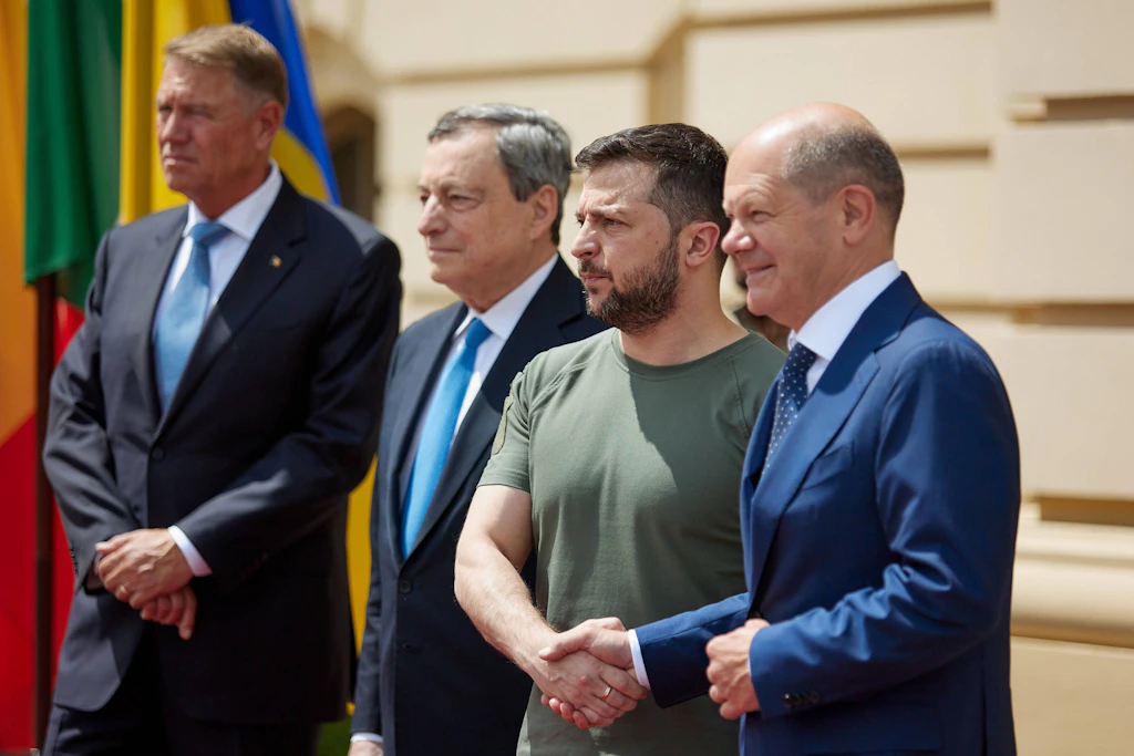 Warum die Ukrainer Selenskyj stürzen würden, wenn er einen schnellen Frieden schließt