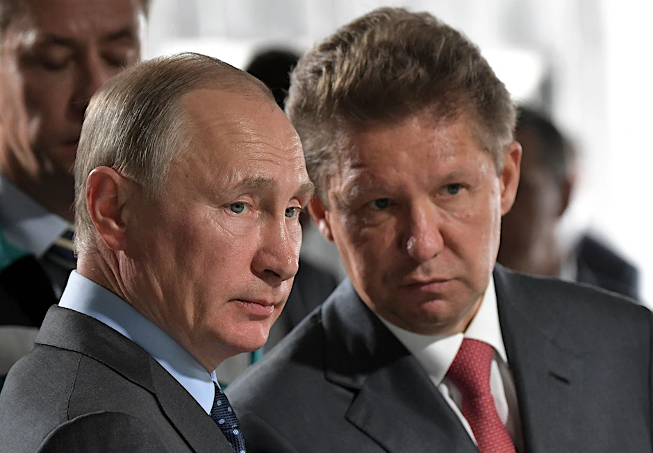 3. August 2017, Nowobureiski, Russland:&nbsp;Der russische Präsident Wladimir Putin (l.) und Alexej Miller, Vorstandsvorsitzender des russischen Erdgasproduzenten Gazprom, nehmen an einem Treffen zu Investitionsprojekten teil.