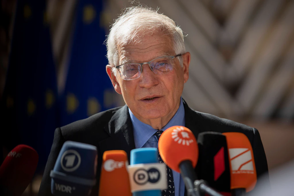 EU-Beauftragter Borell: Getreideblockade ist „Kriegsverbrechen“