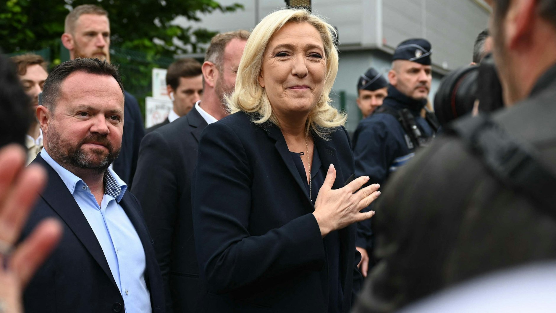 Marine Le Pen will künftig nur die Fraktion ihrer Rechtsaußenpartei führen.