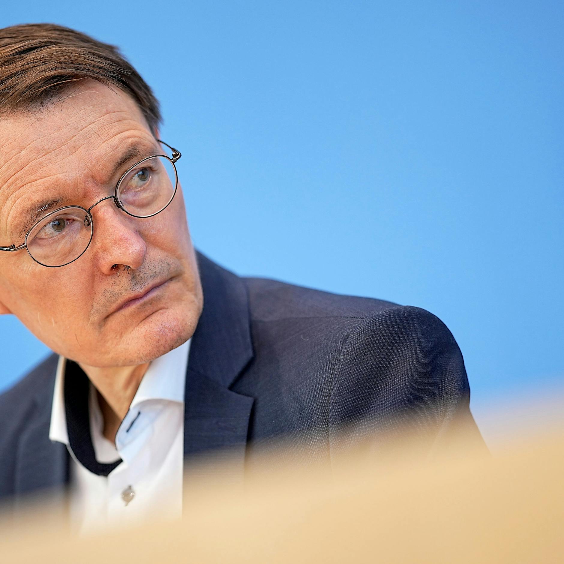 Karl Lauterbach: Aussagen zu Impfschäden sorgen für Aufsehen