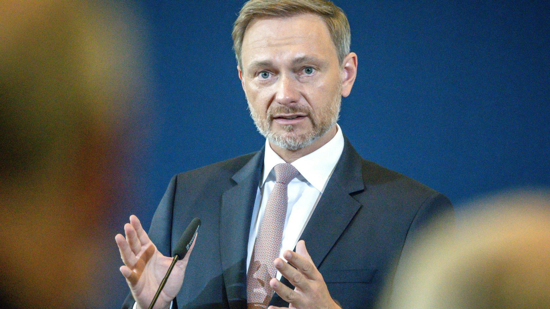 Finanzminister Christian Lindner warnt vor einer möglichen Wirtschaftskrise.