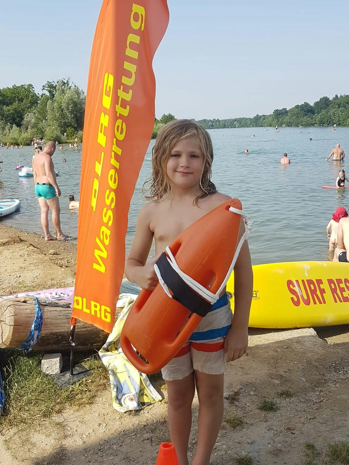 Der neunjährige Jonny-Dean wurde am Baggersee zum Lebensretter.