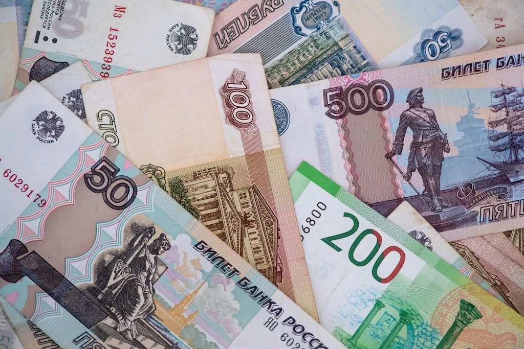 Russland zahlt fällige Schuldzinsen in Rubel