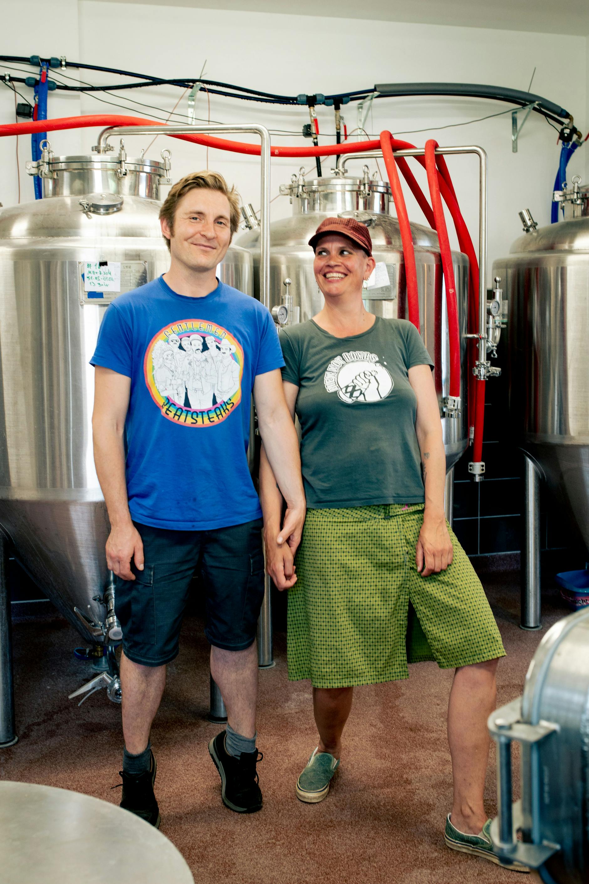 Sarah und Joe vom Biergarten „Die Braut“ der Dorfbrauerei Stegelitz.