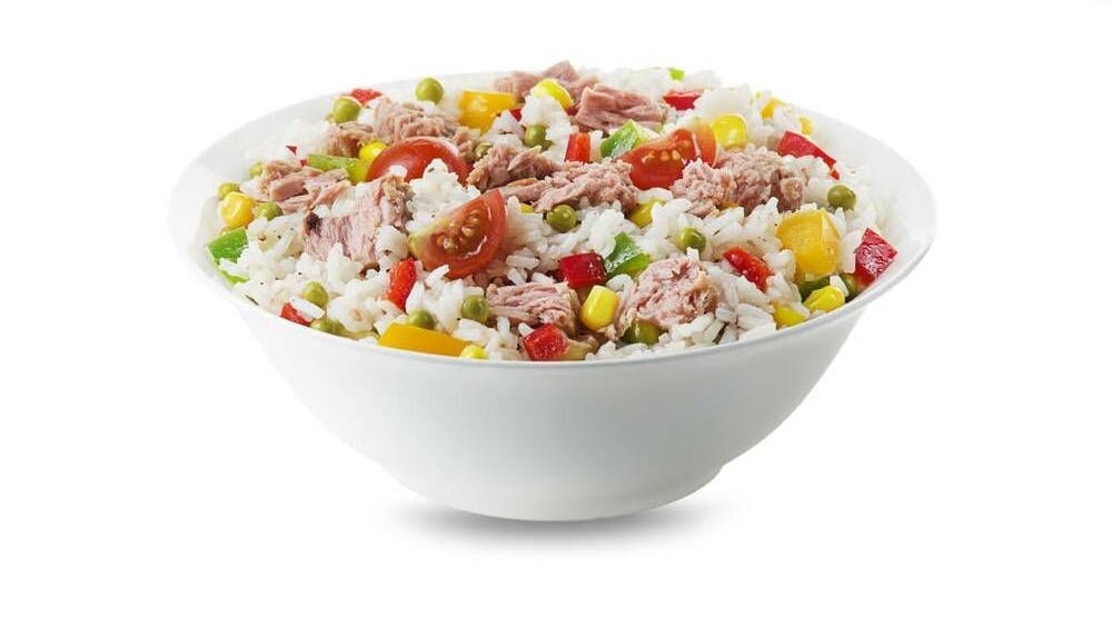 Reissalat ist das perfekte Essen für heiße Tage. Wir verraten das Rezept.