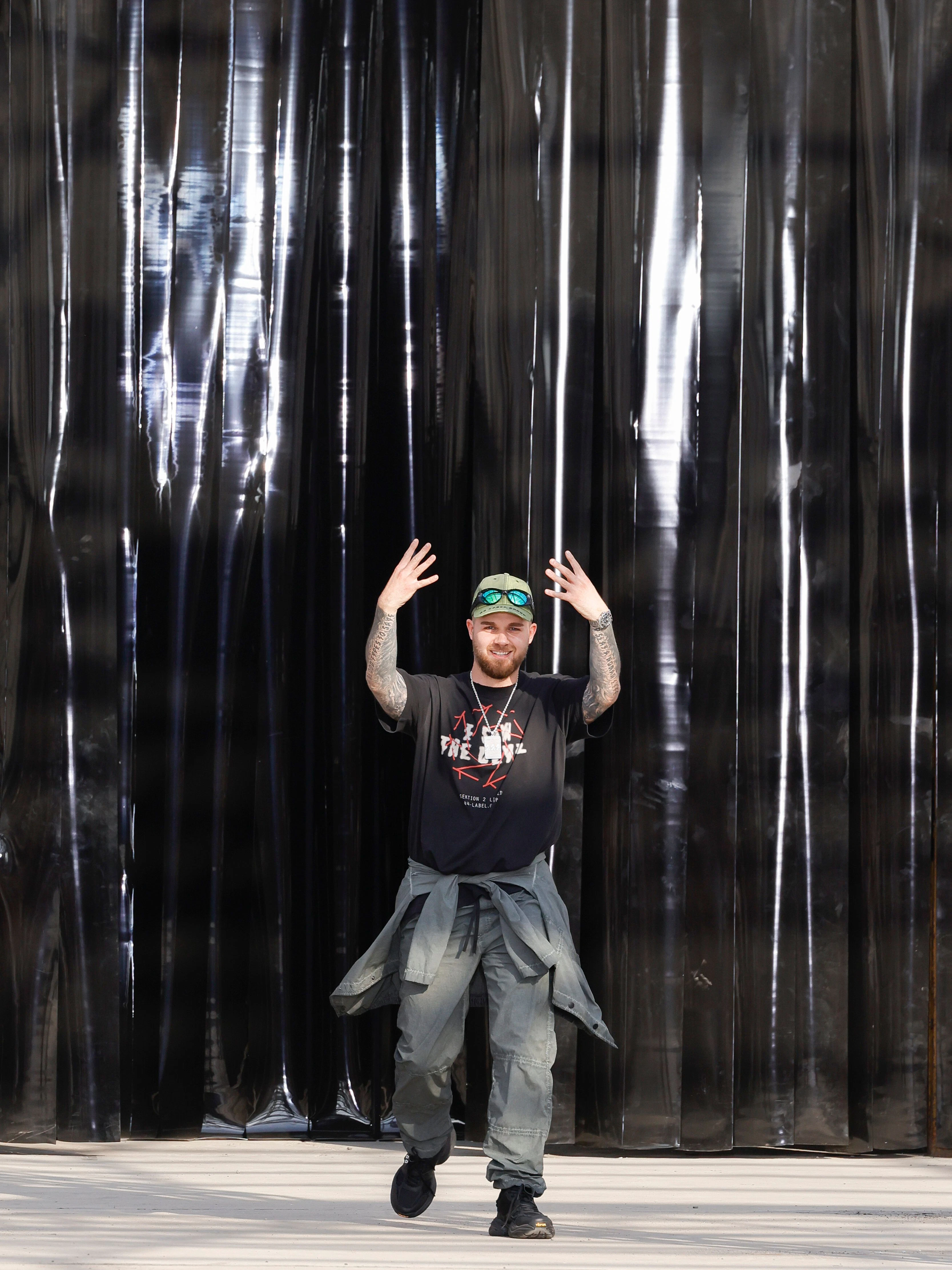 Nach der Show ist vor der Show: Kreativdirektor Max Kobosil in Mailand.
