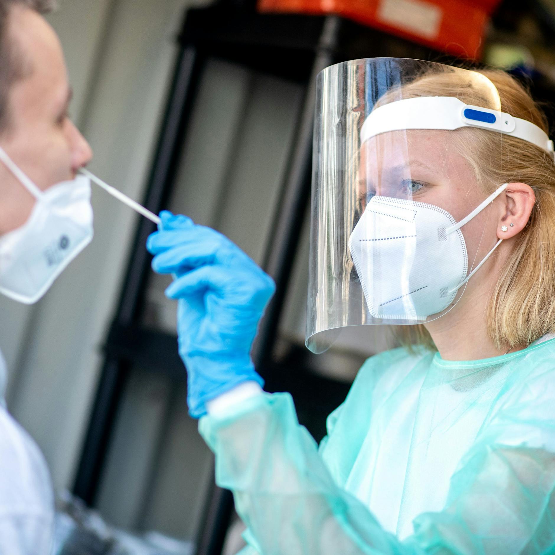 Corona-Schnelltest kostet in Zukunft drei Euro