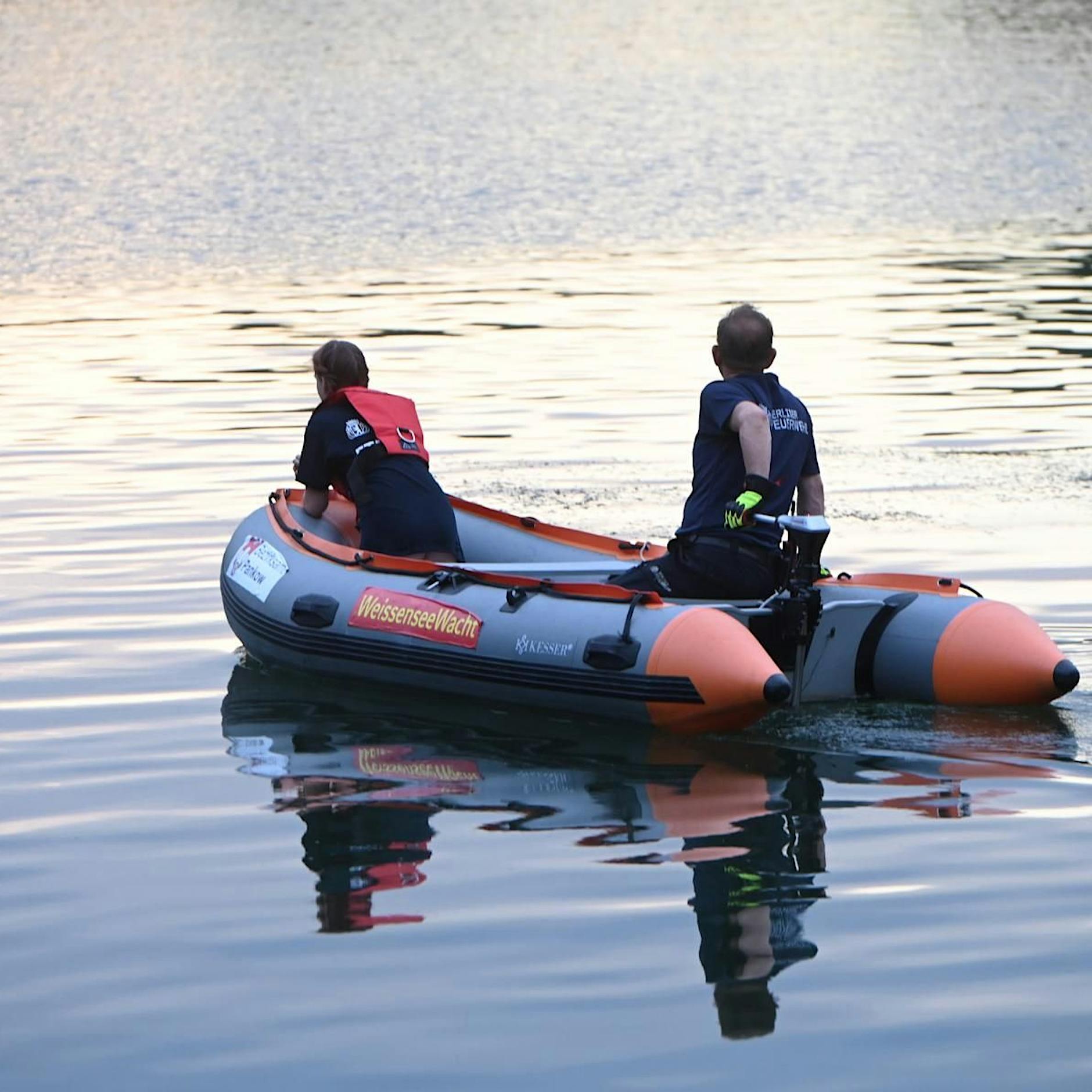 Berlin: Taucher finden Leiche von vermisstem Schwimmer im Weißen See
