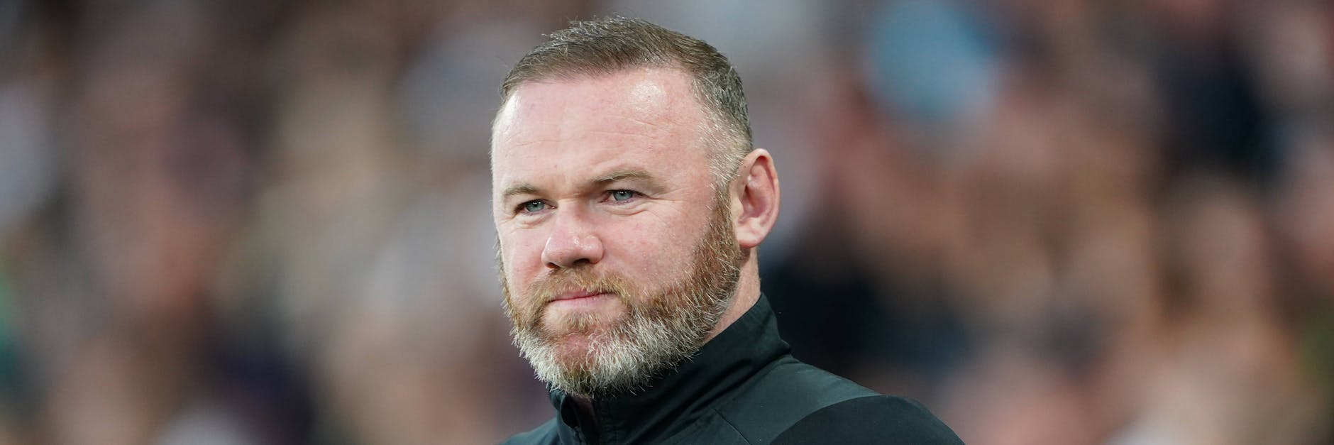 Schmeißt bei Derby County als Trainer hin und trifft damit nicht im Juli auf Hertha BSC: Wayne Rooney (36).