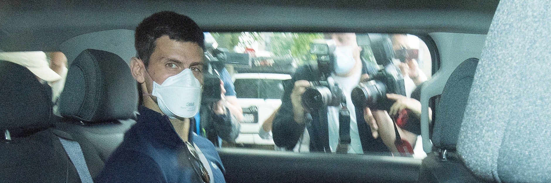 Tennis-Star Novak Djokovic (25) erlebte als Ungeimpfter in Australien ein Einreise-Debakel. Nun droht er auch die US Open in New York zu verpassen.