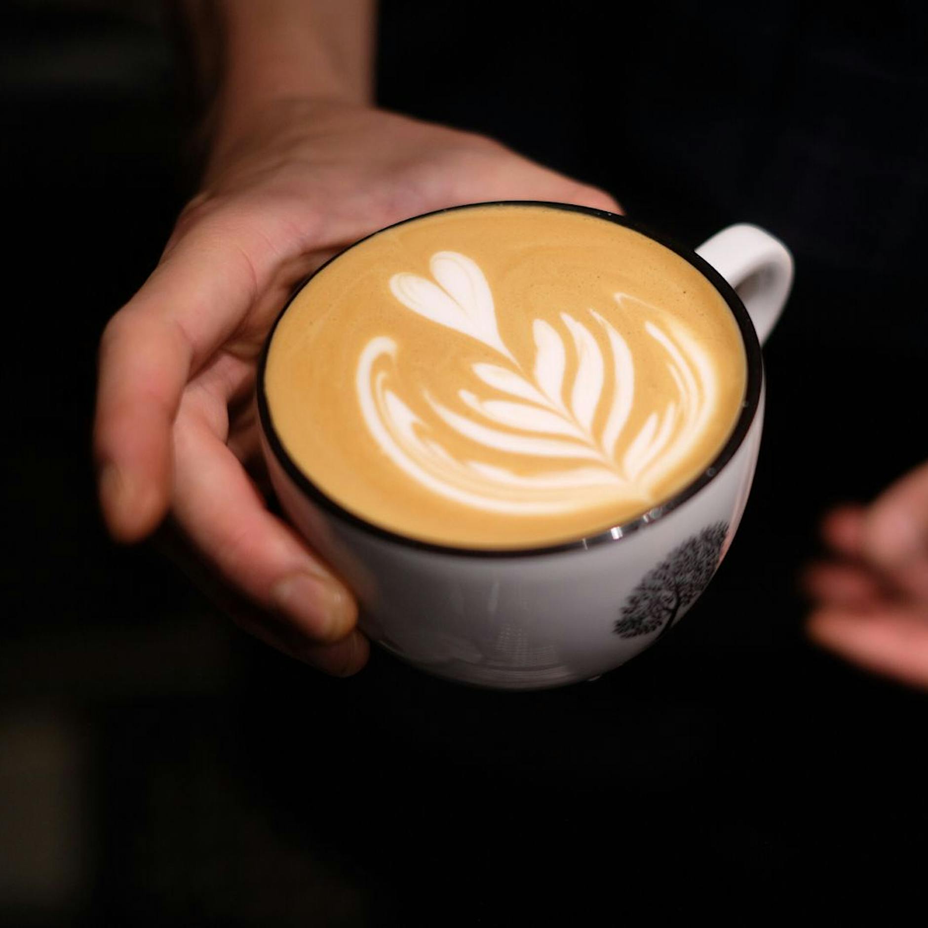 Münzen, Scheine, Schneckentempo: Bares ist in Berlin noch Wahres